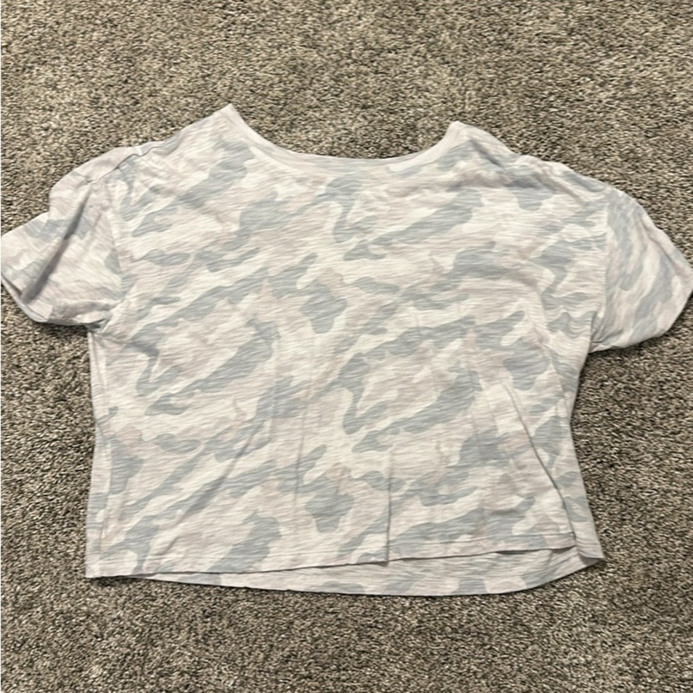 Cropped Camo Shirt